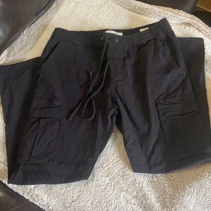 NWOT Black Cargo pants